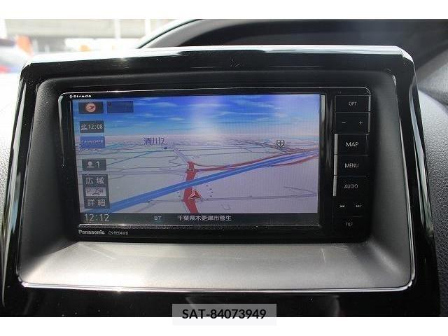 Toyota VOXY 2018-07 370322-1