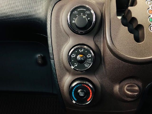 Toyota PORTE 2015-03 4959-14
