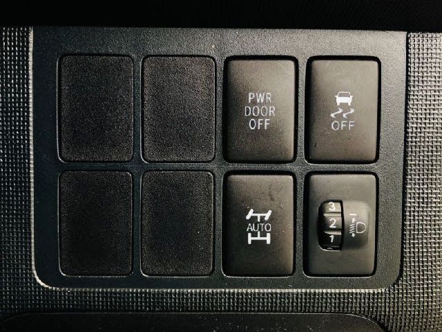 Toyota PORTE 2015-03 4959-21