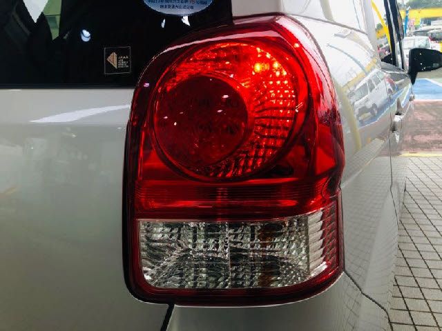 Toyota PORTE 2015-03 4959-5