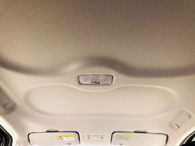Toyota PORTE 2015-03 4959-25