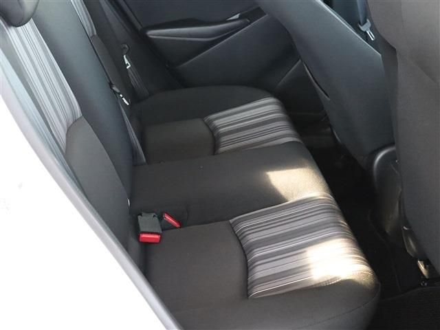 Mazda MAZDA2 2019-10 194959-13