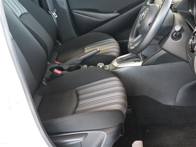 Mazda MAZDA2 2019-10 194959-12