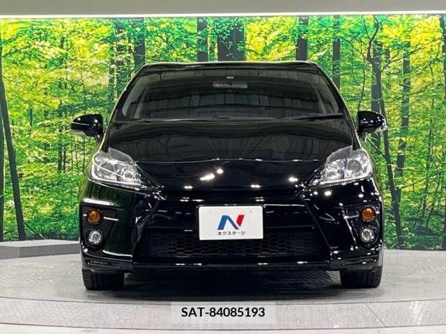 Toyota PRIUS 2013-10 341926-14