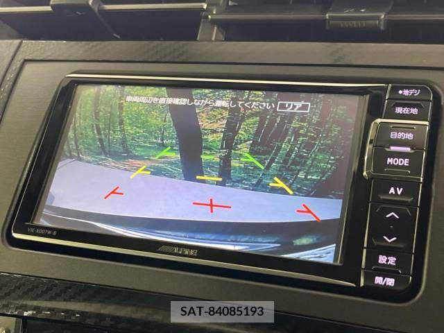 Toyota PRIUS 2013-10 341926-3