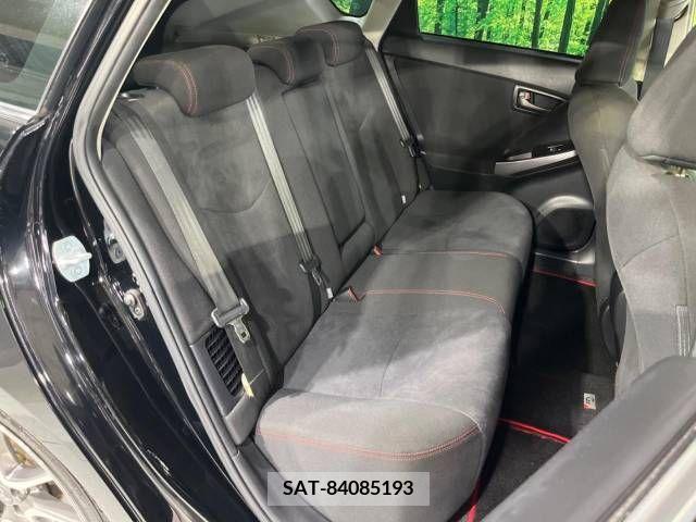 Toyota PRIUS 2013-10 341926-9