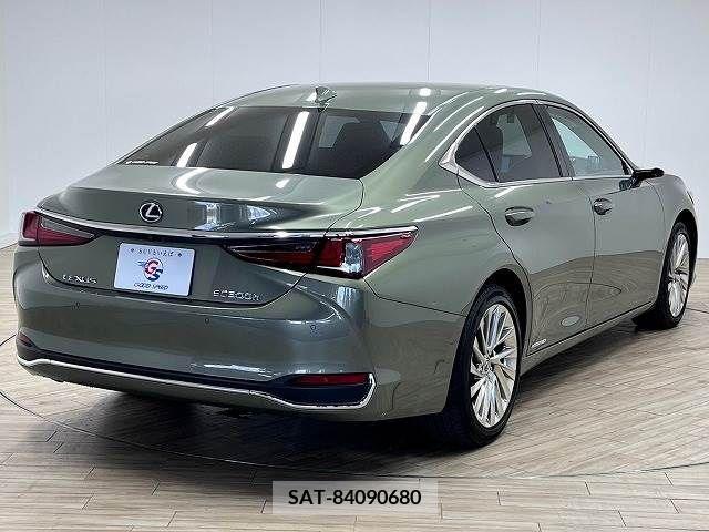 Lexus ES 2019-03 275234-15