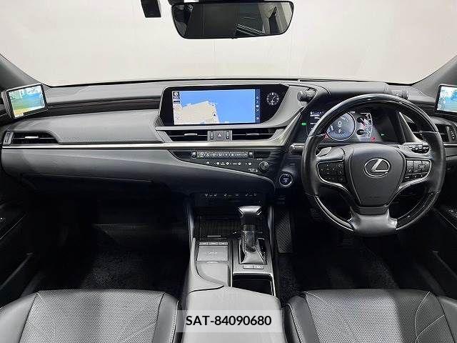 Lexus ES 2019-03 275234-1