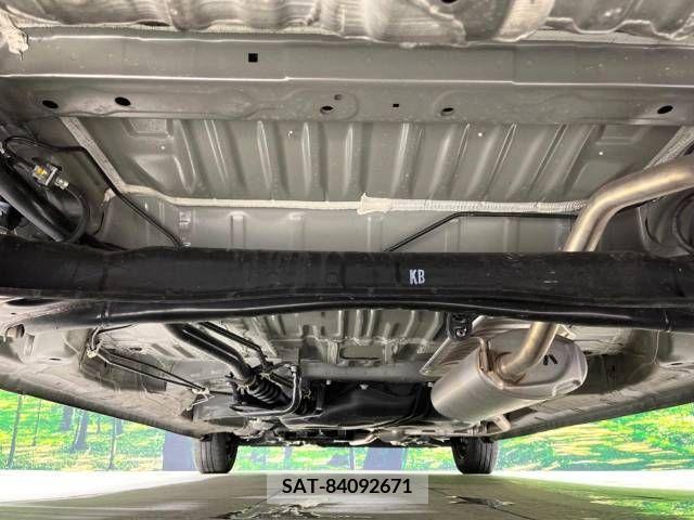 Honda N BOX 2022-06 217209-19