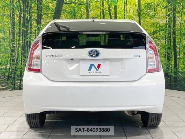 Toyota PRIUS 2014-03 342664-15