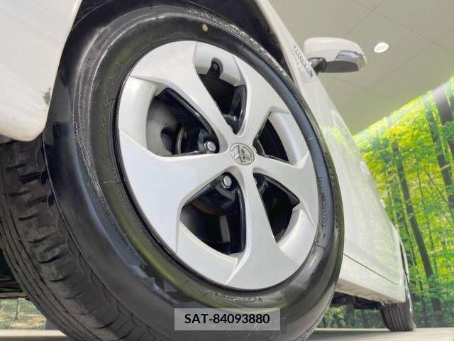 Toyota PRIUS 2014-03 342664-13