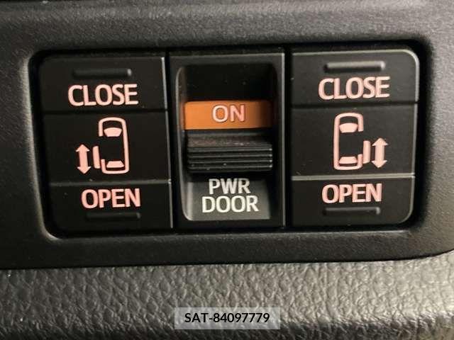 Toyota NOAH HYBRID 2019-01 374010-8