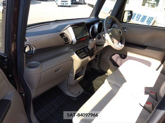 Honda N BOX 2015-02 278463-11