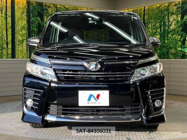 Toyota VOXY 2016-01 228722-15