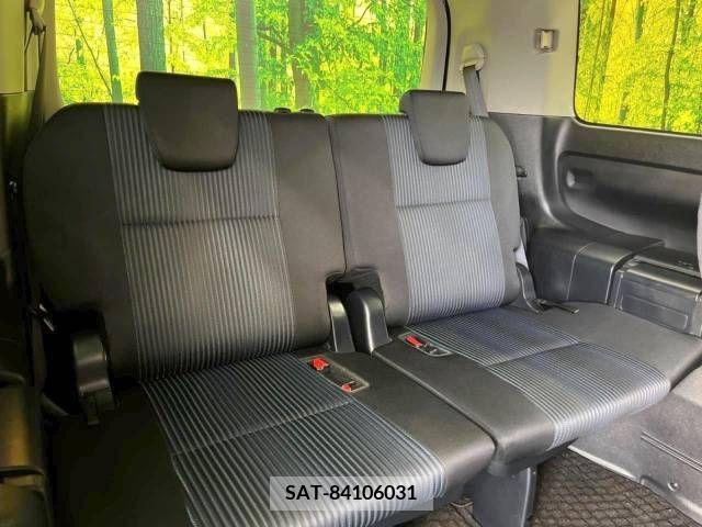 Toyota VOXY 2016-01 228722-10