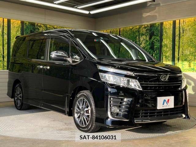 Toyota VOXY 2016-01 228722-17