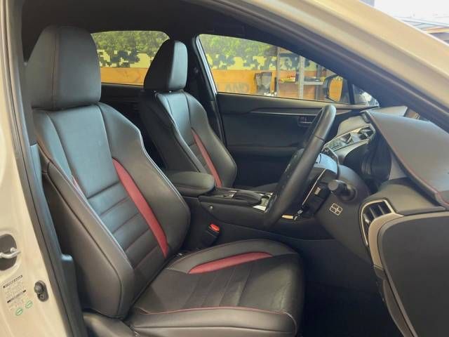 Lexus NX 2015-07 8999-9