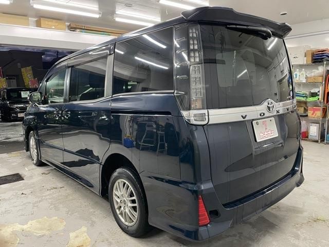 Toyota VOXY 2014-05 16960-3