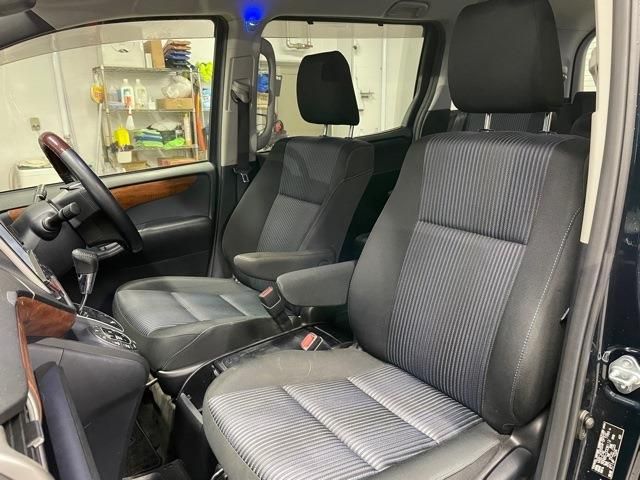 Toyota VOXY 2014-05 16960-6