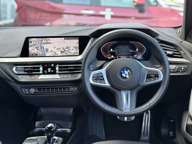 Bmw 1 SERIES 2022-09 5042-2