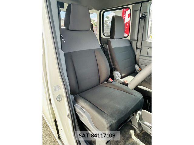 Honda N-VAN 2019-06 384600-14