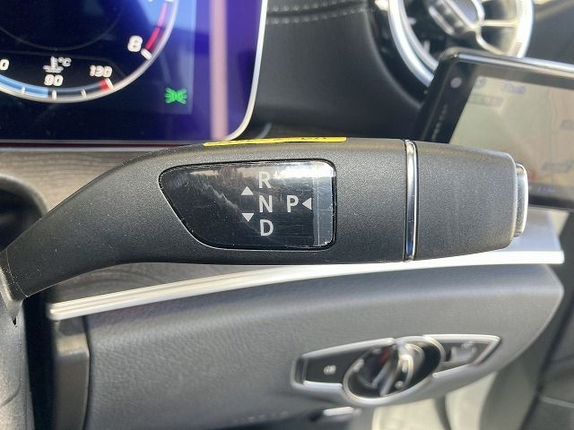 Mercedes Benz E-CLASS 2017-06 6881-10