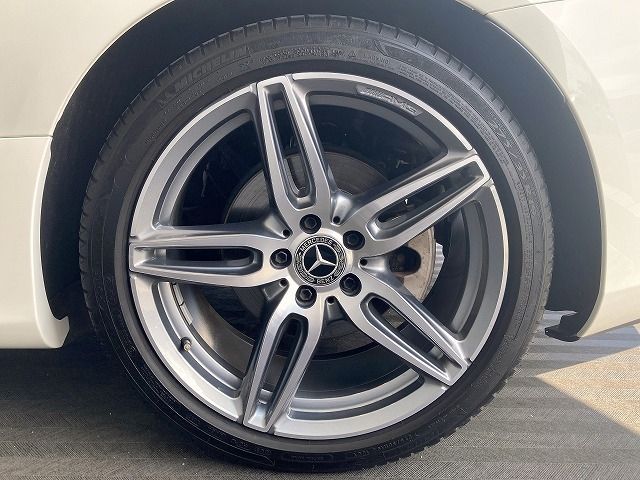 Mercedes Benz E-CLASS 2017-06 6881-5