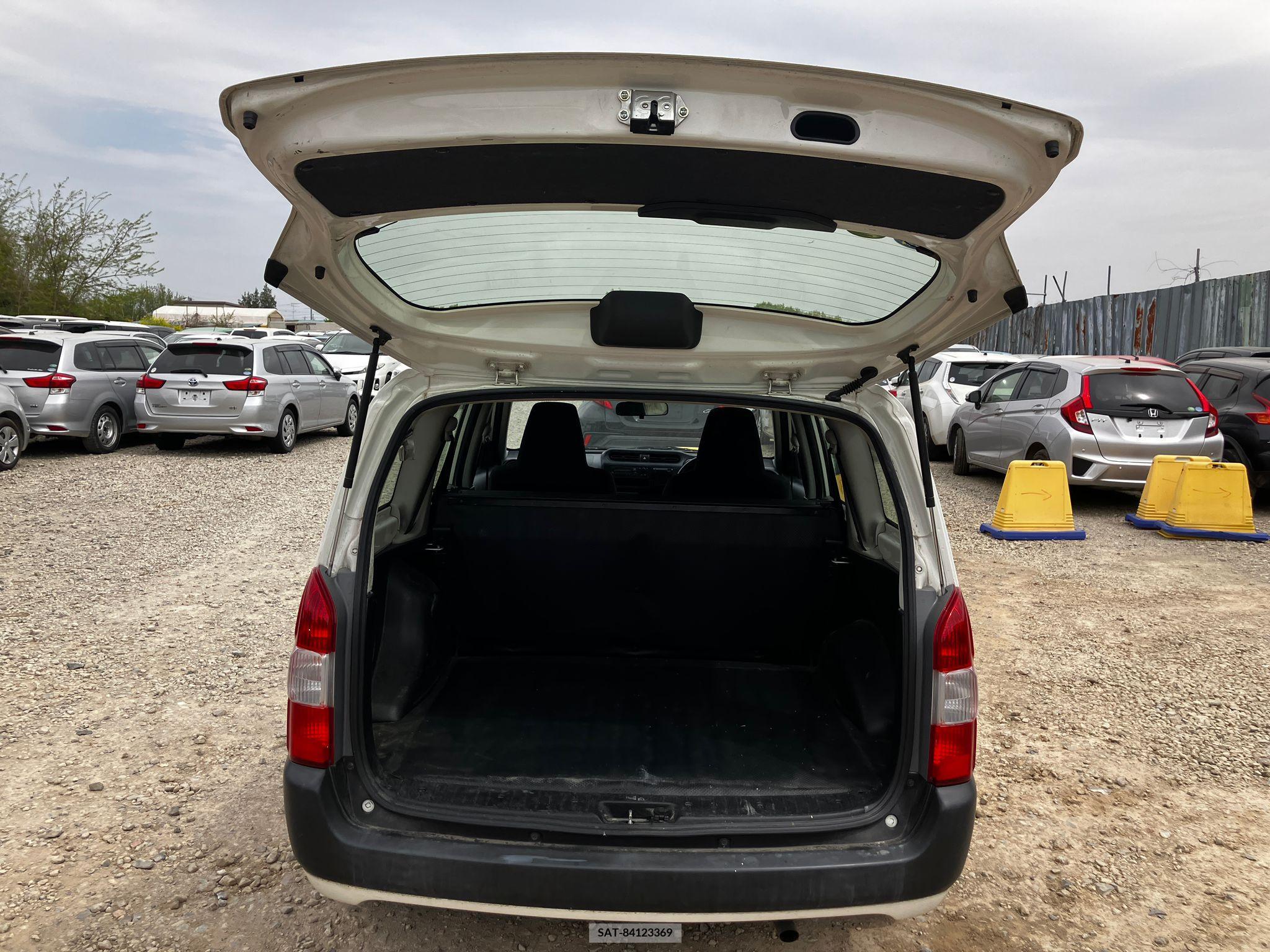 Toyota PROBOX VAN 2017-02 258231-17