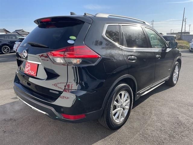 Nissan X-TRAIL 2018-05 27191-4