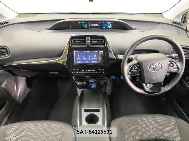 Toyota PRIUS 2019-03 281997-1