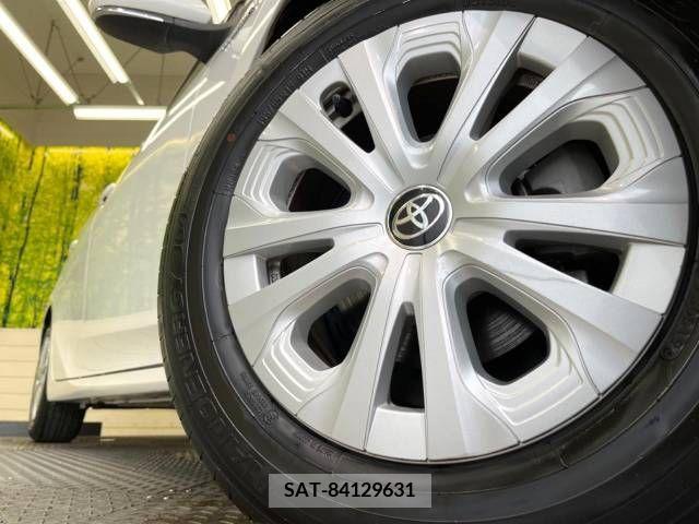 Toyota PRIUS 2019-03 281997-13