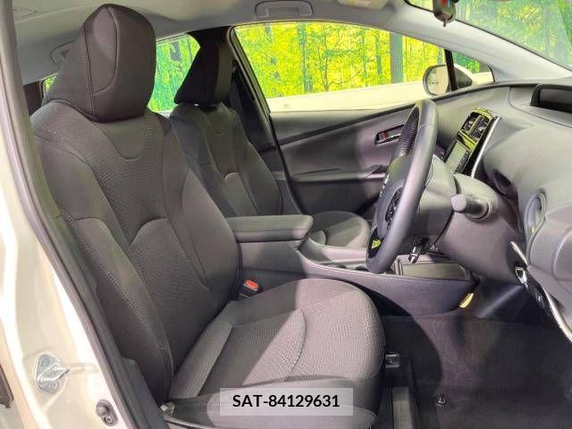 Toyota PRIUS 2019-03 281997-8