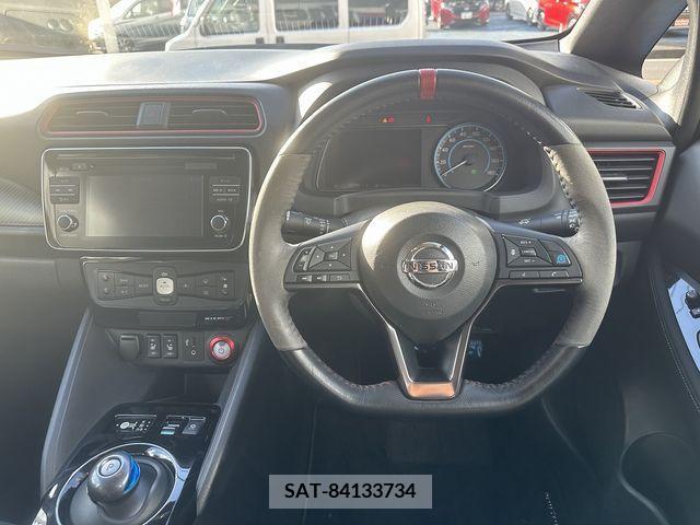 Nissan LEAF 2018-11 206913-11