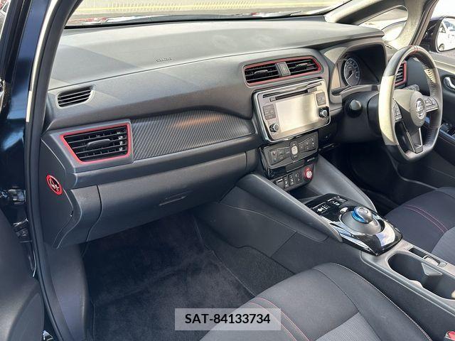 Nissan LEAF 2018-11 206913-18
