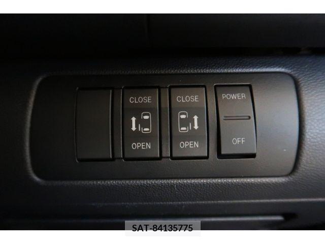 Mazda MPV 2009-03 364332-14