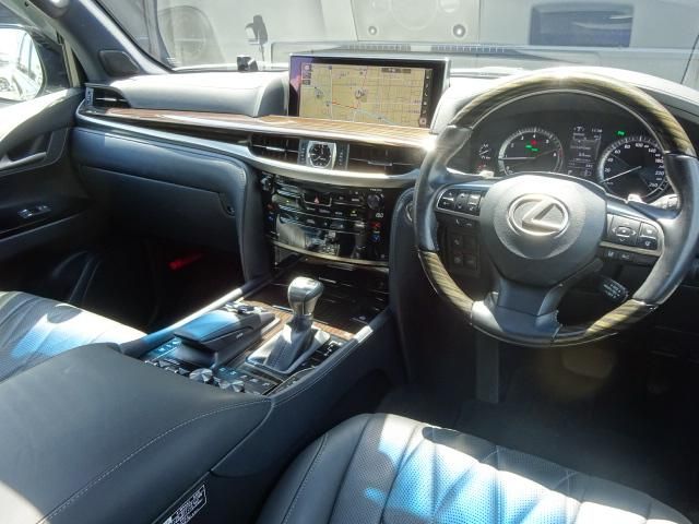 Lexus LX 2019-05 5582-13