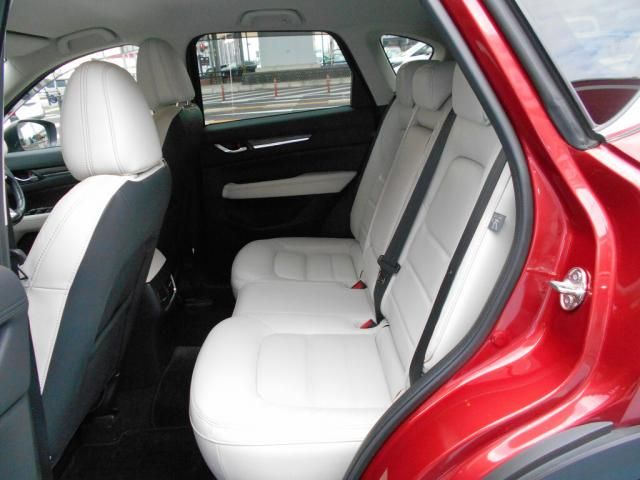 Mazda CX-5 2017-09 29215-24