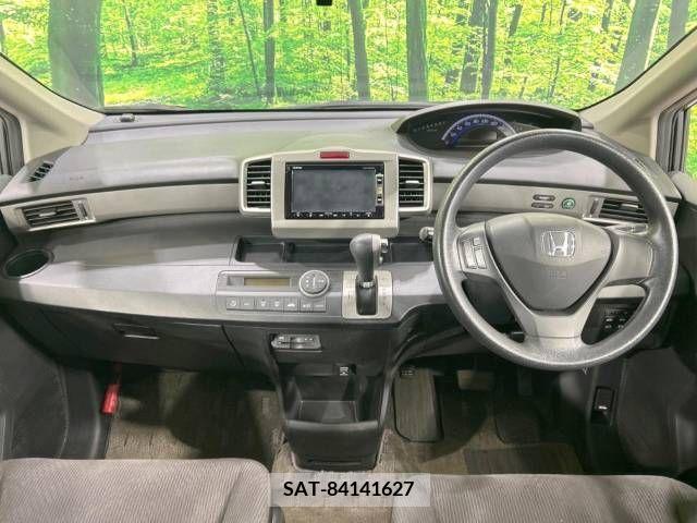 Honda FREED 2013-04 302854-1
