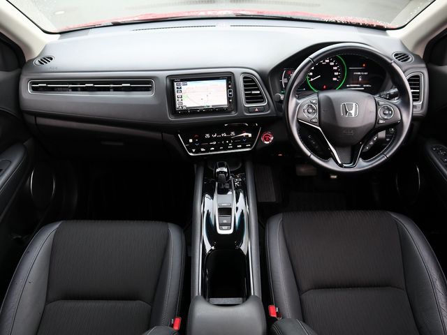 Honda VEZEL 2019-03 182283-25