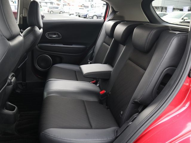 Honda VEZEL 2019-03 182283-19