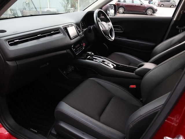 Honda VEZEL 2019-03 182283-24