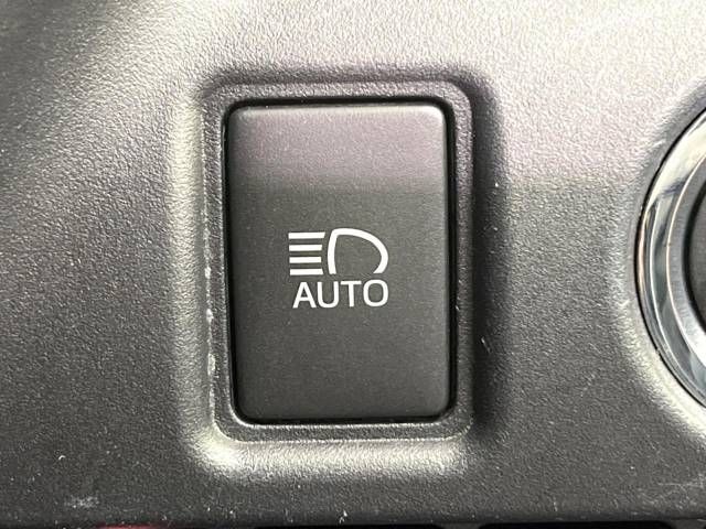 Toyota ESQUIRE 2015-02 184550-6