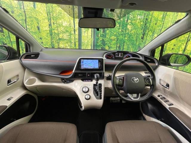 Toyota SIENTA 2017-08 195070-1