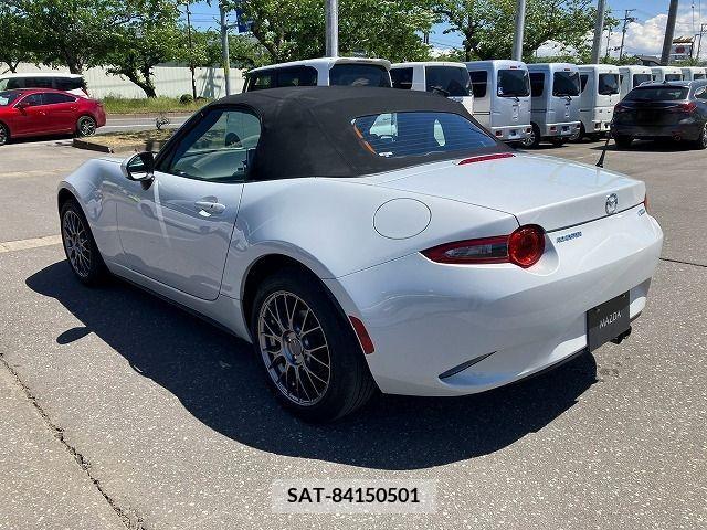 Mazda ROADSTER 2017-09 313807-6