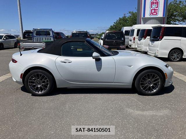 Mazda ROADSTER 2017-09 313807-3