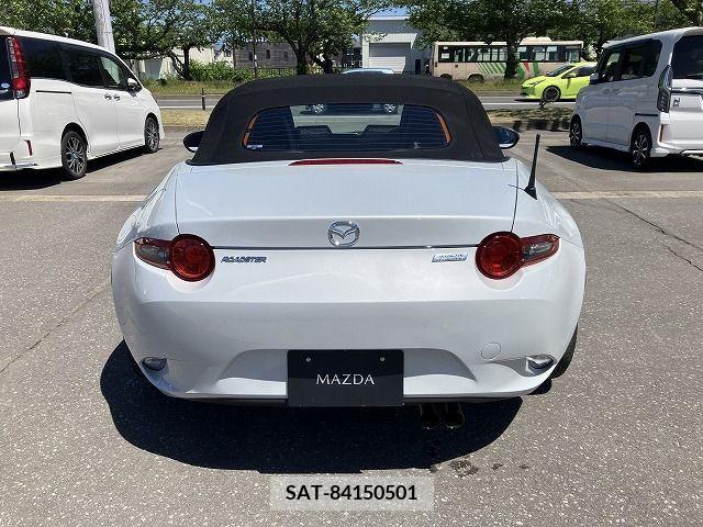 Mazda ROADSTER 2017-09 313807-5