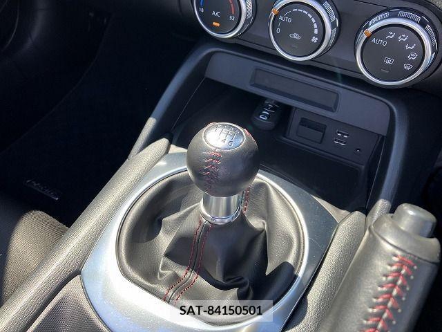 Mazda ROADSTER 2017-09 313807-18