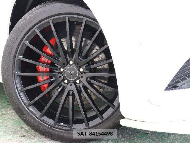 Amg S-CLASS 2018-05 319087-4