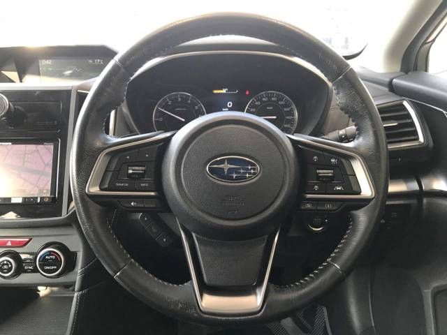 Subaru IMPREZA 2017-01 181720-11
