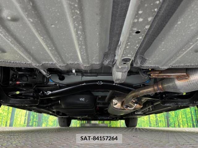 Toyota VOXY HYBRID 2023-02 238464-19